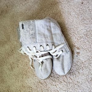 Roxy sweater boots